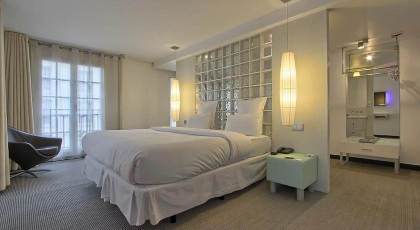 Kube Hotel פריז