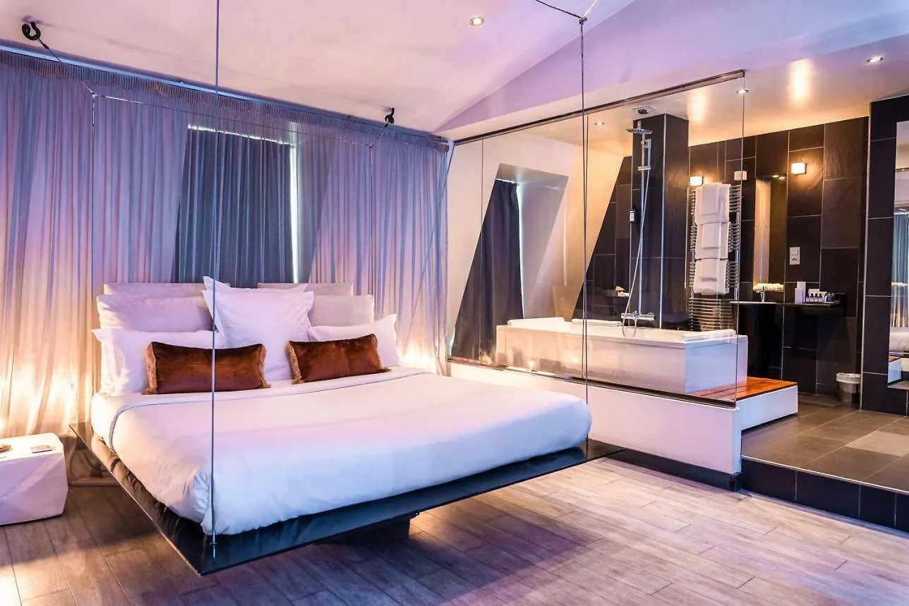 Kube Hotel Paris