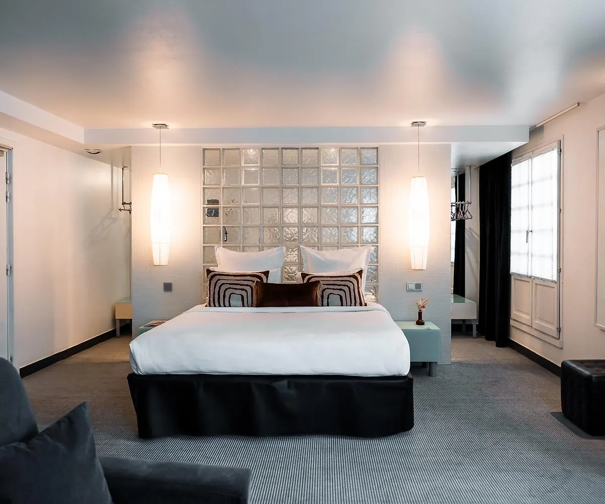 Kube Hotel Paris