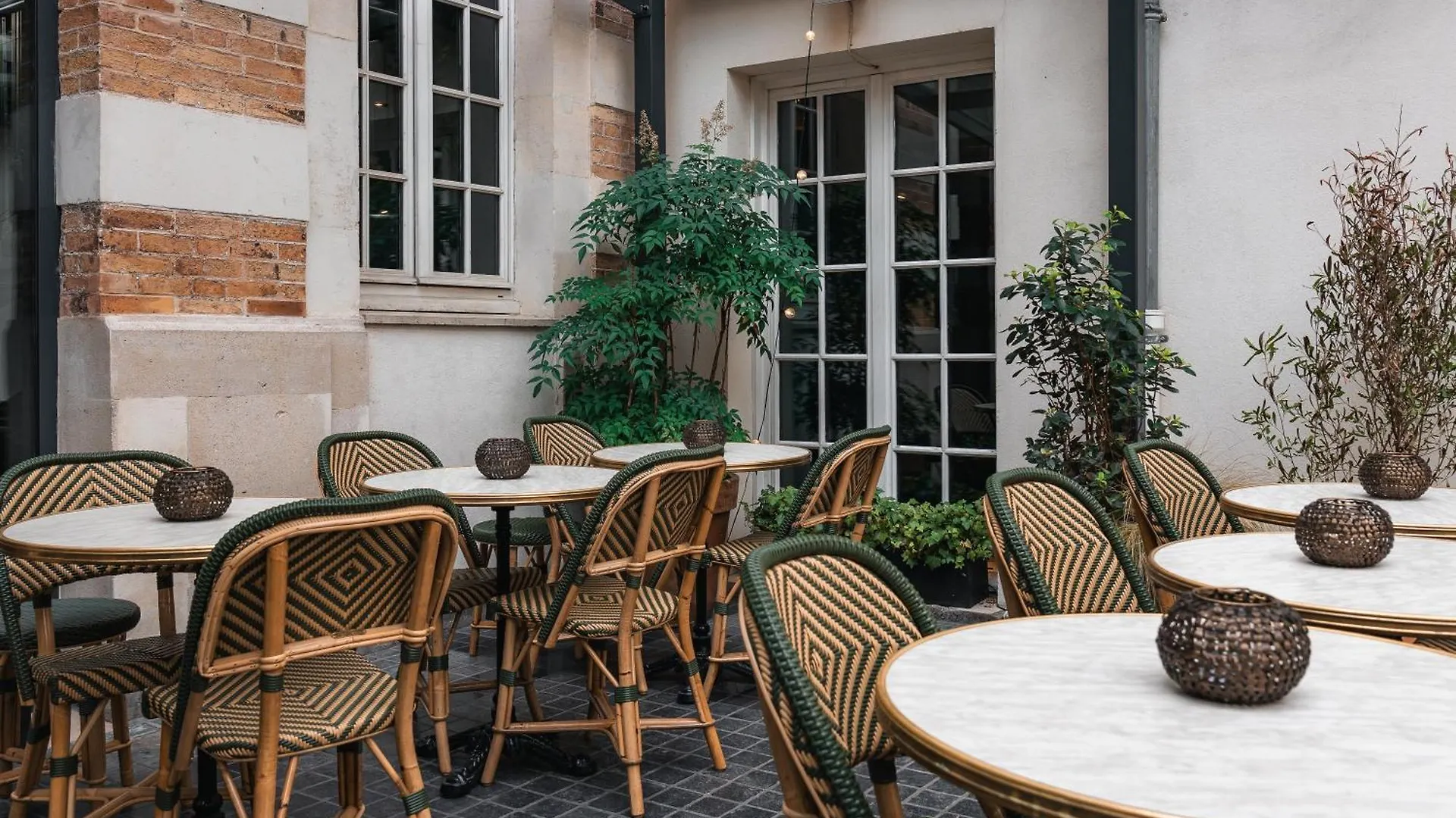 Kube Hotel Paris